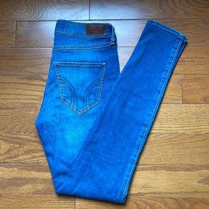 Hollister jeans ripped size 3 high rise super skinny stretch juniors